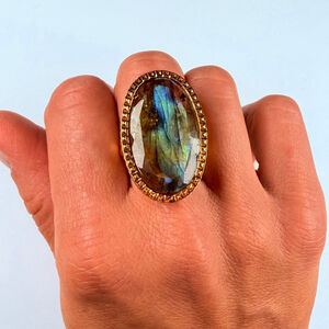 14K Solid Yellow Gold 15.5 CT Madagascar Labradorite BIG Milor Italy VTG Ring